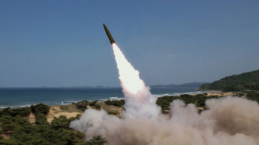 Β.Κορέα: Εκτόξευσε βαλλιστικό πύραυλο ανοικτά της κορεατικής χερσονήσου
