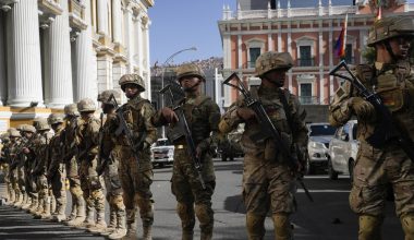 Βολιβία: Αποχώρησαν οι στρατιωτικές δυνάμεις από το προεδρικό μέγαρο – Ο πρόεδρος Λουίς Άρσε διόρισε νέα ηγεσία