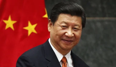 Κίνα: Για «γέφυρες» στην παγκόσμια οικονομία κάλεσε ο πρόεδρος Σι Τζινπίνγκ