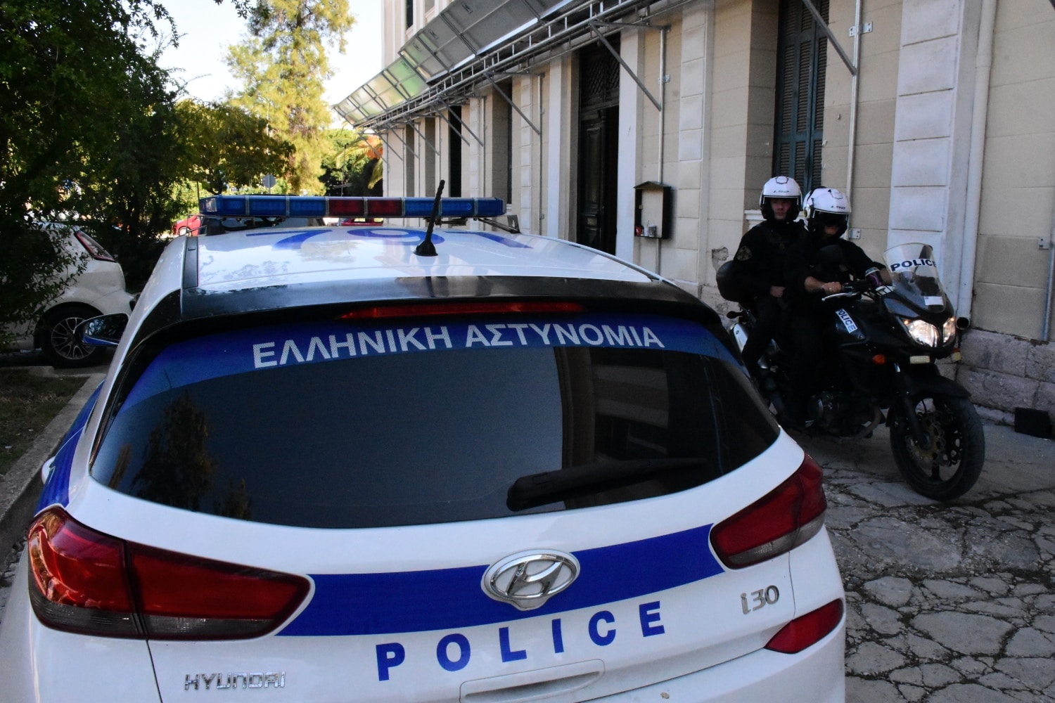 Θεσσαλονίκη: Αναζητείται άνδρας που φέρεται να απείλησε τη σύζυγό του με κατσαβίδι
