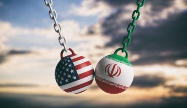 Την «πυρηνική κλιμάκωση» του Ιράν καταγγέλλουν οι ΗΠΑ – Επιβάλλουν κυρώσεις στον πετρελαϊκό του τομέα