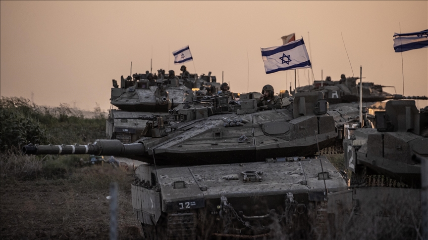 Ισραηλινά άρματα μάχης προωθούνται βορείως και νοτίως της Γάζας