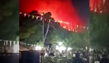 Ζάκυνθος: Οργή για κατοίκους που διασκέδαζαν σε πανηγύρι ενώ η φωτιά έκαιγε ανεξέλεγκτα από πίσω τους