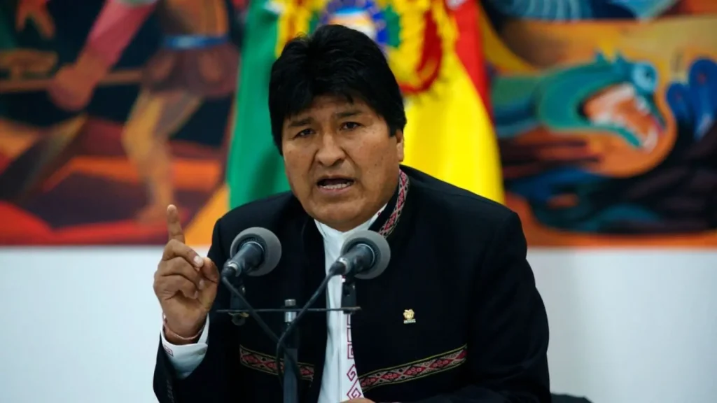 Βολιβία: Κατηγορίες από τον Έβο Μοράλες προς τον πρόεδρο της χώρας Λουίς Άρσε ότι οργάνωσε «αυτο-πραξικόπημα»