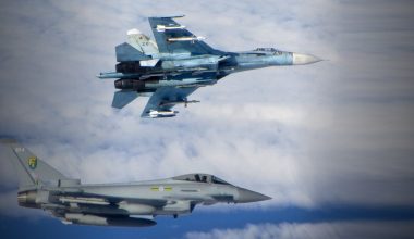Εικονική κατάρριψη 2 ρωσικών μαχητικών Su-35 στη Μ.Θάλασσα από Eurofighter – Εναέρια «παγίδα» από ΝΑΤΟ προειδοποιεί τη Μόσχα