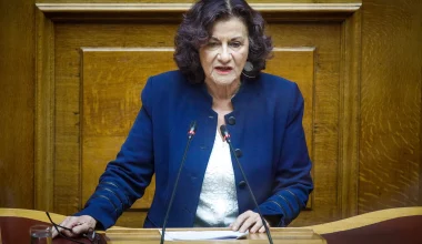 Βουλή: Σοβαρό λεκτικό επεισόδιο μεταξύ της Θ.Φωτίου και της Ο.Κεφαλογιάννη