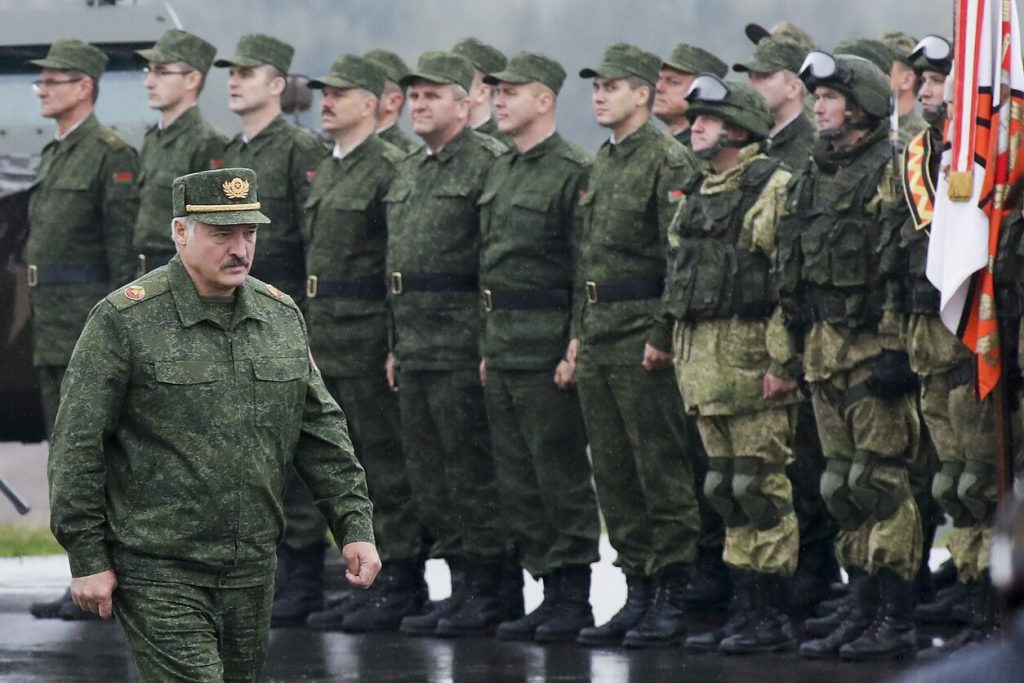 Α.Λουκασένκο: «Οι κινήσεις ουκρανικών στρατευμάτων κοντά στα σύνορα με τη Λευκορωσία μας οδηγούν σε πλήρη ανάπτυξη των δυνάμεών μας»