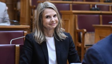 Έτοιμη να γίνει πρωθυπουργός δηλώνει η Μ.Αποστολάκη – «Ο επόμενος πρόεδρος του ΠΑΣΟΚ πρέπει να είναι ο επόμενος πρωθυπουργός»