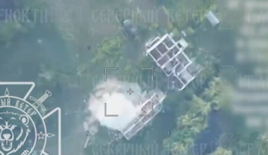 Βίντεο: Ρωσικό Lancet κατέστρεψε ουκρανικό Howitzer στο Μπορσκόβα