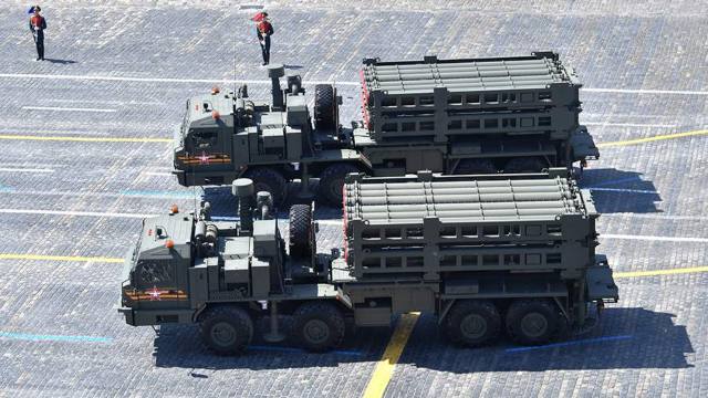 Ρωσικό πυραυλικό χτύπημα στην καρδιά του Κιέβου: S-350 Vityaz εξουδετέρωσε 12 πυραύλους HIMARS MLRS