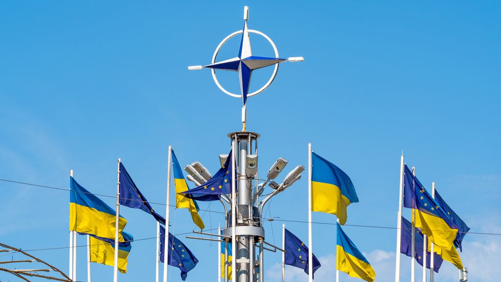 Επιστολή ειδικών εξωτερικής πολιτικής: «Μην βάλετε την Ουκρανία στο ΝΑΤΟ»