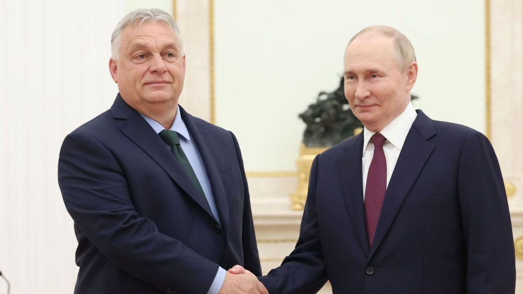 Πούτιν-Όρμπαν: Ολοκληρώθηκαν μετά από δυόμιση ώρες οι συνομιλίες των δύο ηγετών στη Μόσχα – Λυσσαλέες αντιδράσεις από την ΕΕ