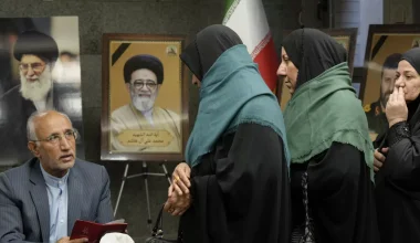 Ιράν: Στις κάλπες σήμερα οι πολίτες για τις επαναληπτικές προεδρικές εκλογές