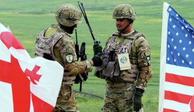 ΗΠΑ: Αναστέλλονται οι στρατιωτικές ασκήσεις με τη Γεωργία – Επιδεινώνονται οι σχέσεις με την Τιφλίδα