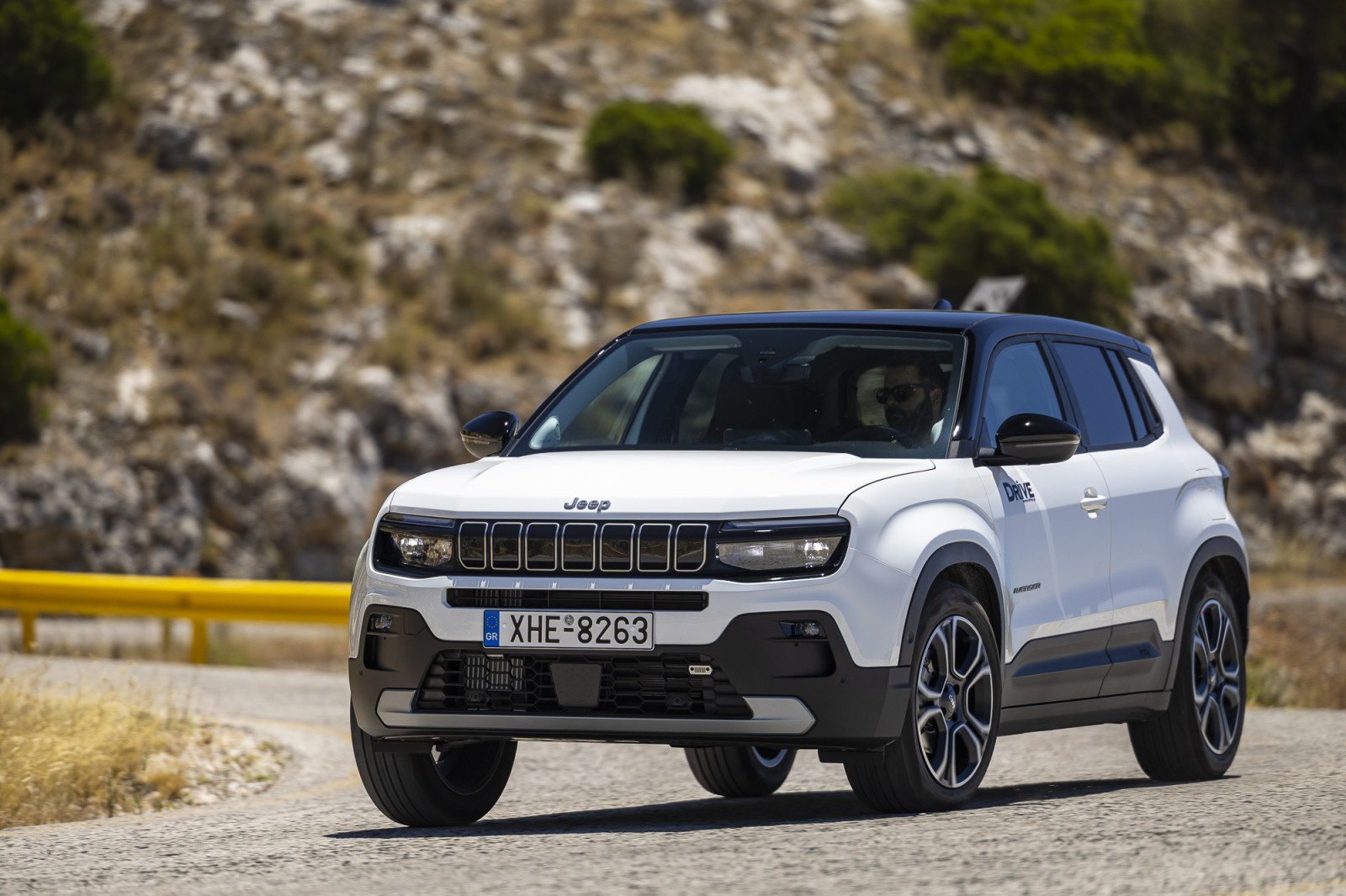 Test drive: Jeep Avenger e-Hybrid, τετραγωνίζοντας τον κύκλο