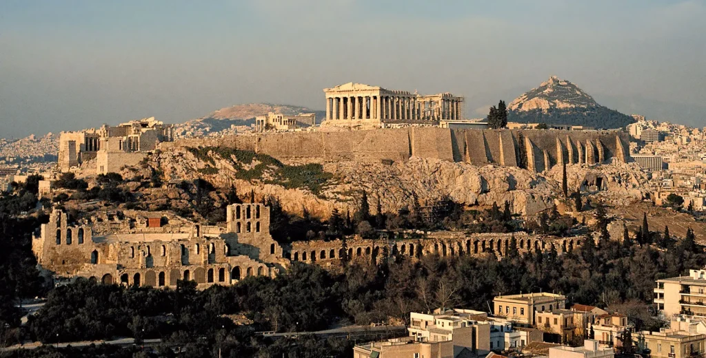 Αθήνα: Υψηλός κίνδυνος πυρκαγιάς – Αυξημένα μέτρα ασφαλείας