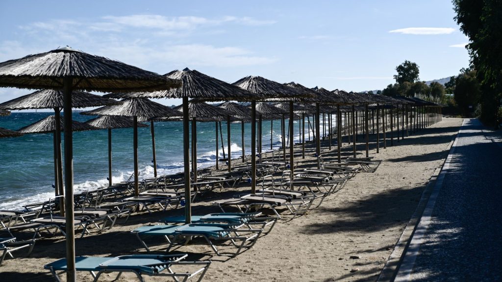 Κατάρρευση του τουρισμού: Κυκλάδες, Ανατολικό Αιγαίο, Δωδεκάνησα, Βόρειος Ελλάδα κλπ. «γράφουν» μέχρι και 40% κάτω!