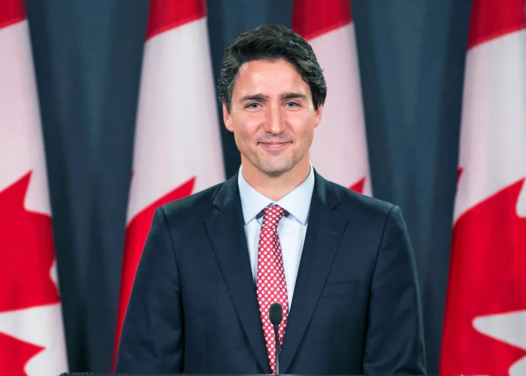 Συνεχίζει να εισάγει «νέα ήθη» ο Τζ.Τριντό: Ζήτησε να φύγουν από τα σπίτια τους οι ηλικιωμενοι Καναδοί για να μπουν μετανάστες (βίντεο)