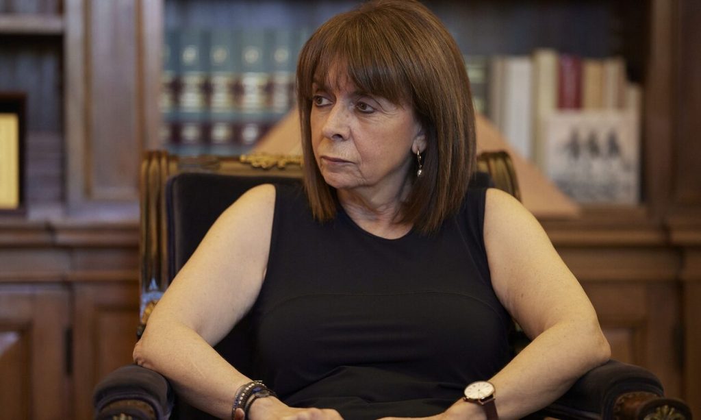 Κατερίνα Σακελλαροπούλου: Έστω και καθυστερημένα  αποδοκίμασε την απόπειρα δολοφονίας κατά του Ντ.Τραμπ (upd)   (upd)