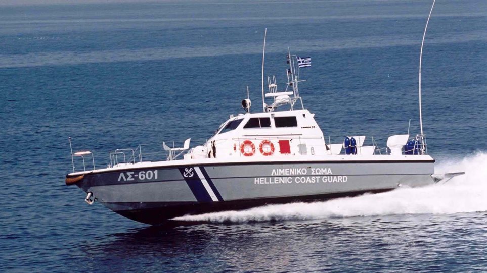 Εντοπίστηκαν σκάφη με παράνομους αλλοδαπούς σε Σύμη και Κω – Συνελήφθησαν δύο διακινητές 