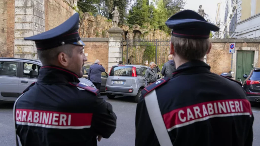 Ρώμη: Μασκοφόρος προκαλεί πανικό στη γειτονιά Balduina