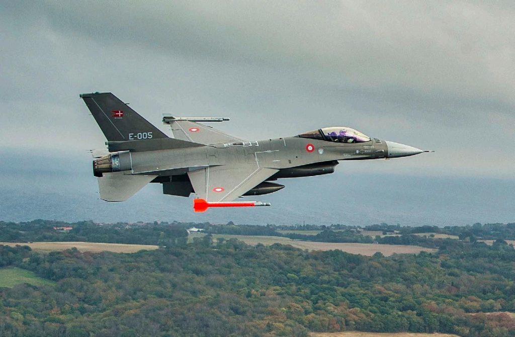 Ρωσική εταιρεία προσφέρει 15 εκατομμύρια ρούβλια για την πρώτη κατάρριψη F-16 στην Ουκρανία