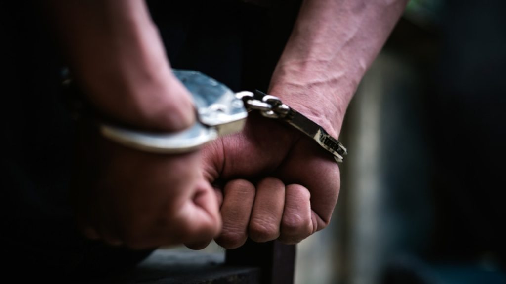 Πύργος: Συνελήφθη 39χρονος για απόπειρα βιασμού και ληστεία σε καταυλισμό Ρομά