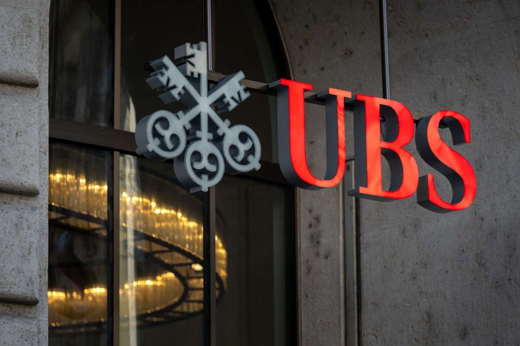 UBS για Ελλάδα: «5 εκατομμύρια Έλληνες κατέχουν μόλις το 1,2% του ελληνικού πλούτου»!