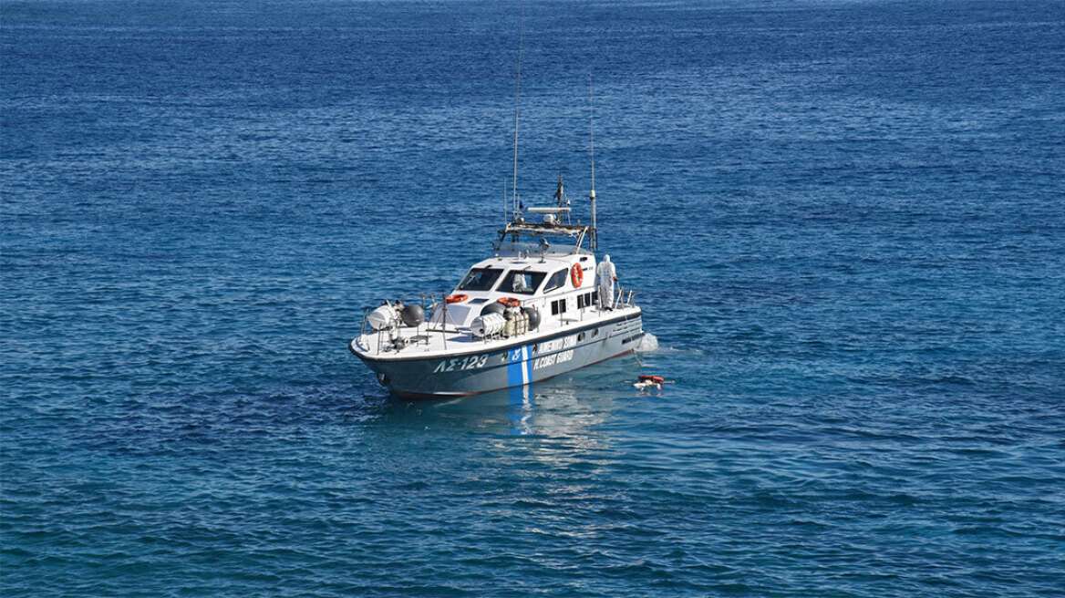 Σύμη: Το Λιμενικό εντόπισε δέκα παράνομους αλλοδαπούς που είχαν έρθει από την Τουρκία – Συνελήφθησαν οι δύο διακινητές τους