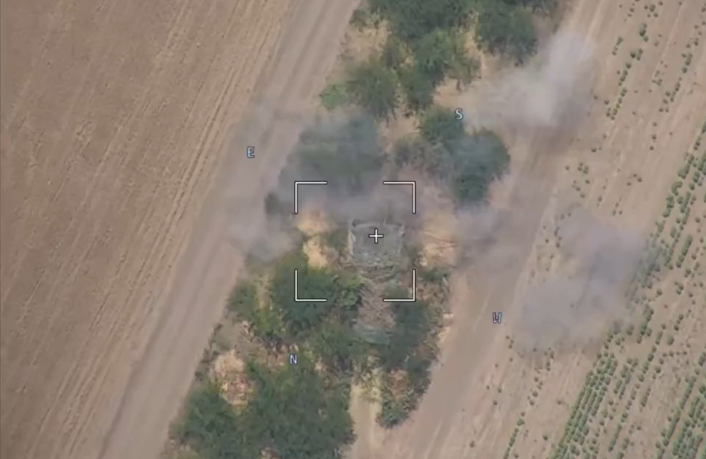 Βίντεο: Η στιγμή που τα ρωσικά στρατεύματα καταστρέφουν ένα M109 Paladin στη Χερσώνα