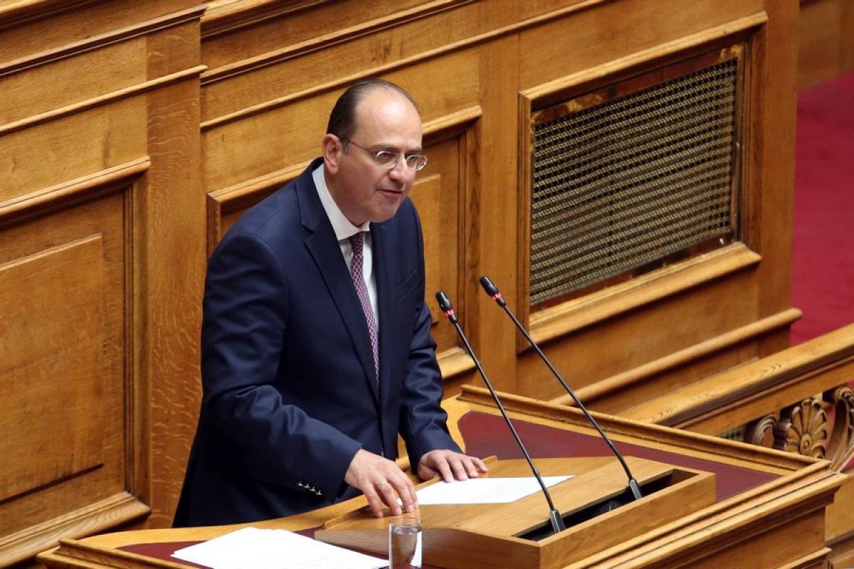 Μ.Λαζαρίδης: «Στην Ελλάδα αγοράζουμε ολόκληρο το καρπούζι ενώ στο εξωτερικό παίρνουν μία φέτα!» (βίντεο)