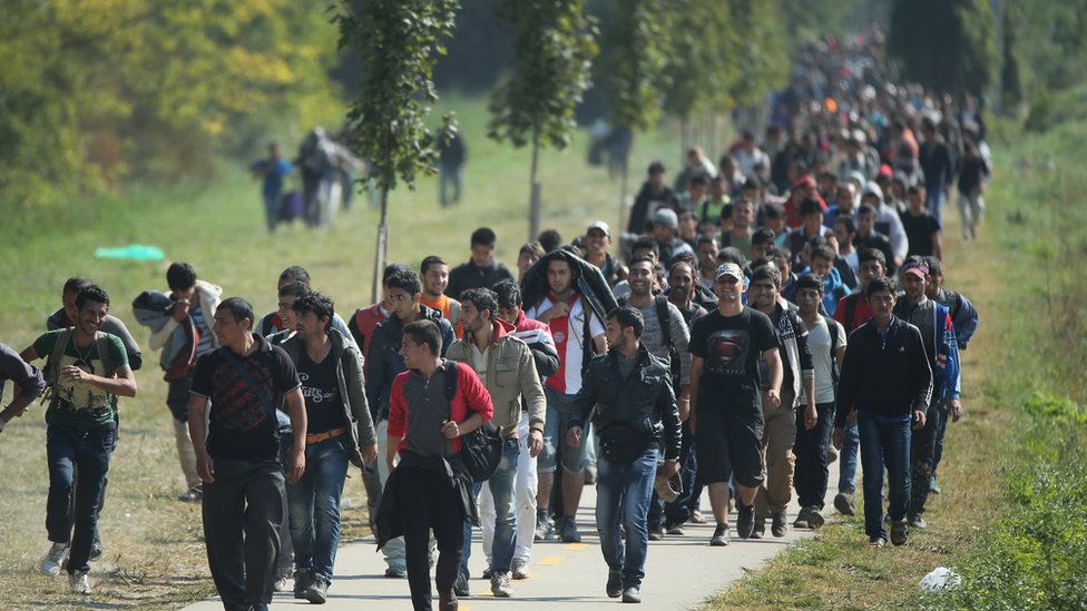 Εξεγείρονται οι νέοι της Αυστρίας για την παράνομη μετανάστευση: «Να μεταναστεύσουν πίσω στις χώρες τους»