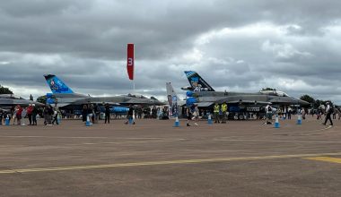 Ηνωμένο Βασίλειο: F-4 Phantom και F-16 της Πολεμικής Αεροπορίας άφησαν άναυδους 200.000 θεατές στο RIAT 2024 (φωτο)