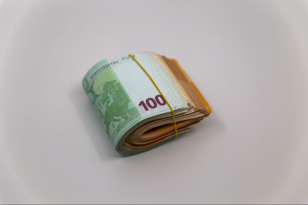 Χιλή: Εργαζόμενος πληρώθηκε 330 φορές το μισθό του – «Τσάκωσε» τα χρήματα και εξαφανίστηκε