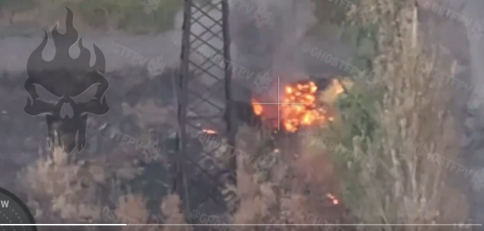 Βίντεο: Ρωσικό drone FPV χτύπησε ουκρανικό φορτηγό στο Πιβνίτσνε
