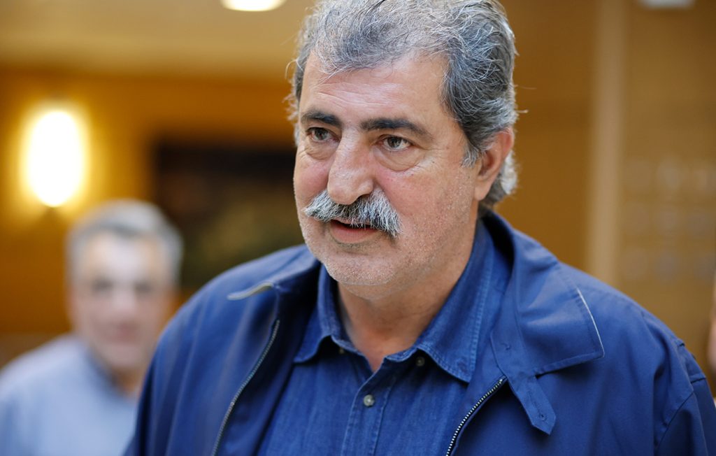 Π.Πολάκης: Δήλωσε ότι παραμένει στον ΣΥΡΙΖΑ παρά τη διαγραφή του από την Κ.Ο. του κόμματος