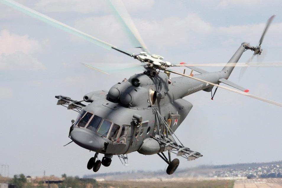 Μεταφορικό ελικόπτερο Mi-8AMTSh της ρωσικής Αεροπορίας κτυπήθηκε από ουκρανικό drone