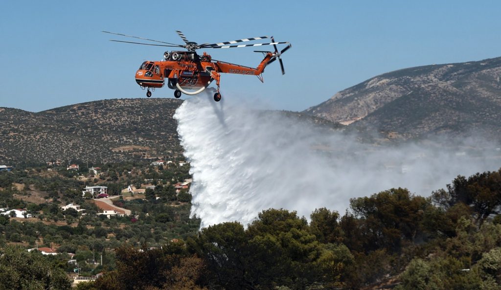 Έσβησε η φωτιά που είχε ξεσπάσει σε αγροτοδασική έκταση στα Χαβριάτα Κεφαλονιάς (φώτο-βίντεο) (upd)