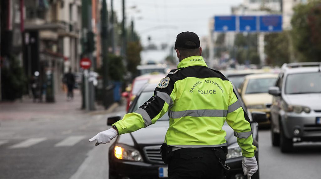 Έλαβε πρόστιμο από την Μύκονο ενώ είναι στην Κρήτη