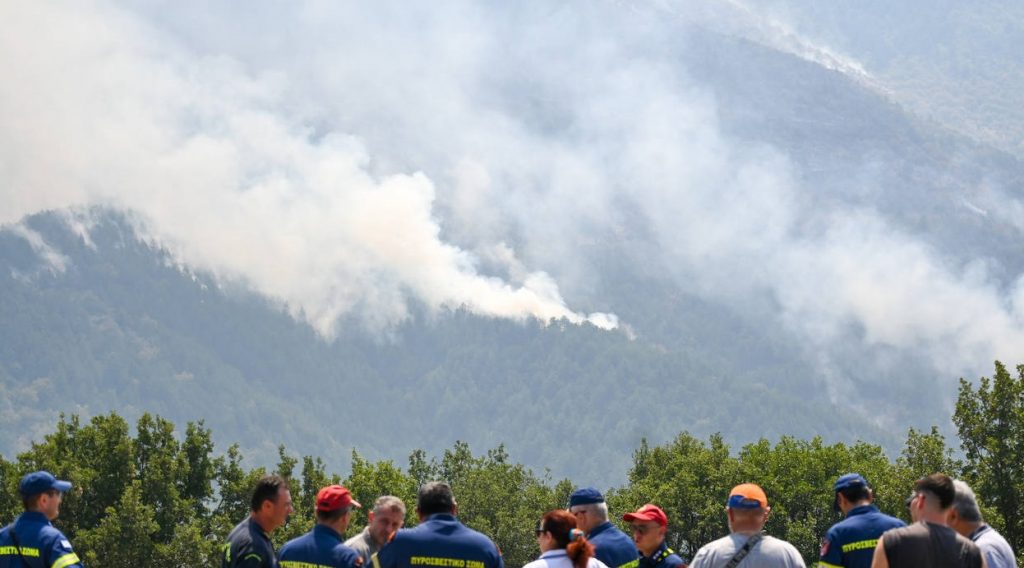 Μήνυση κατά παντός υπευθύνου για την καταστροφική πυρκαγιά που καίει το Όρβηλο όρος εδώ και 28 ημέρες