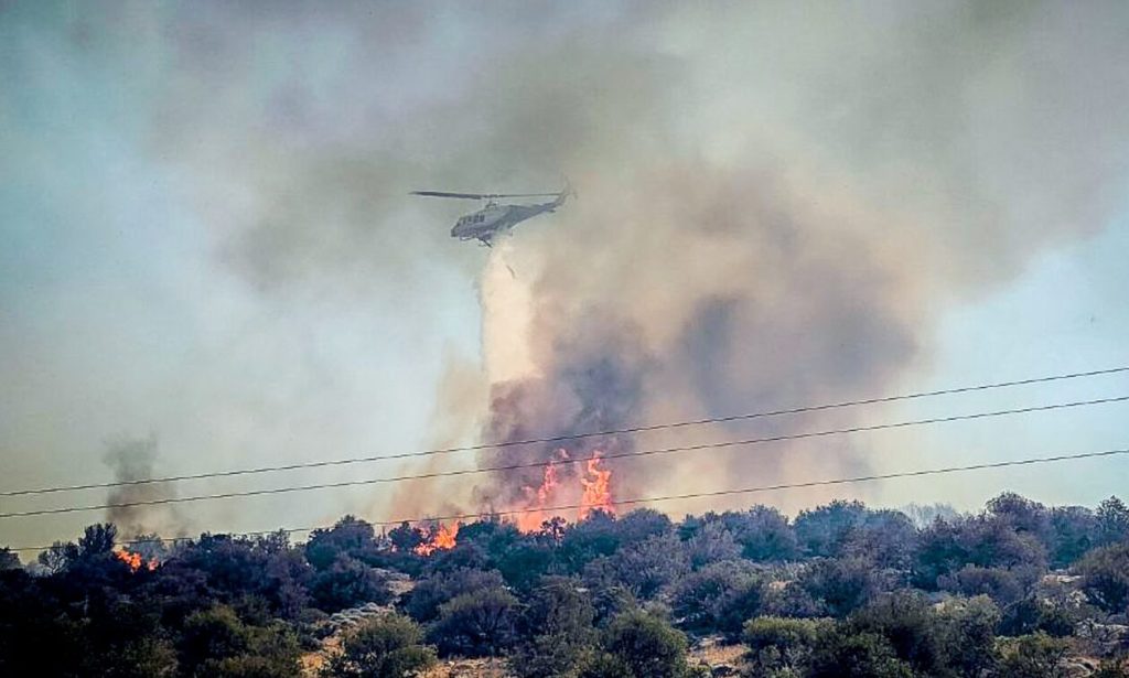 Φωτιά τώρα στην Κομοτηνή – Επιχειρούν τρία αεροσκάφη και ένα ελικόπτερο