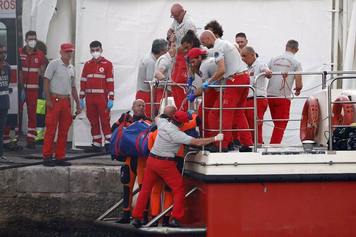 Σικελία: Εντοπίστηκε η σορός της 18χρονης κόρης του Μάικ Λιντς στο βυθισμένο γιοτ