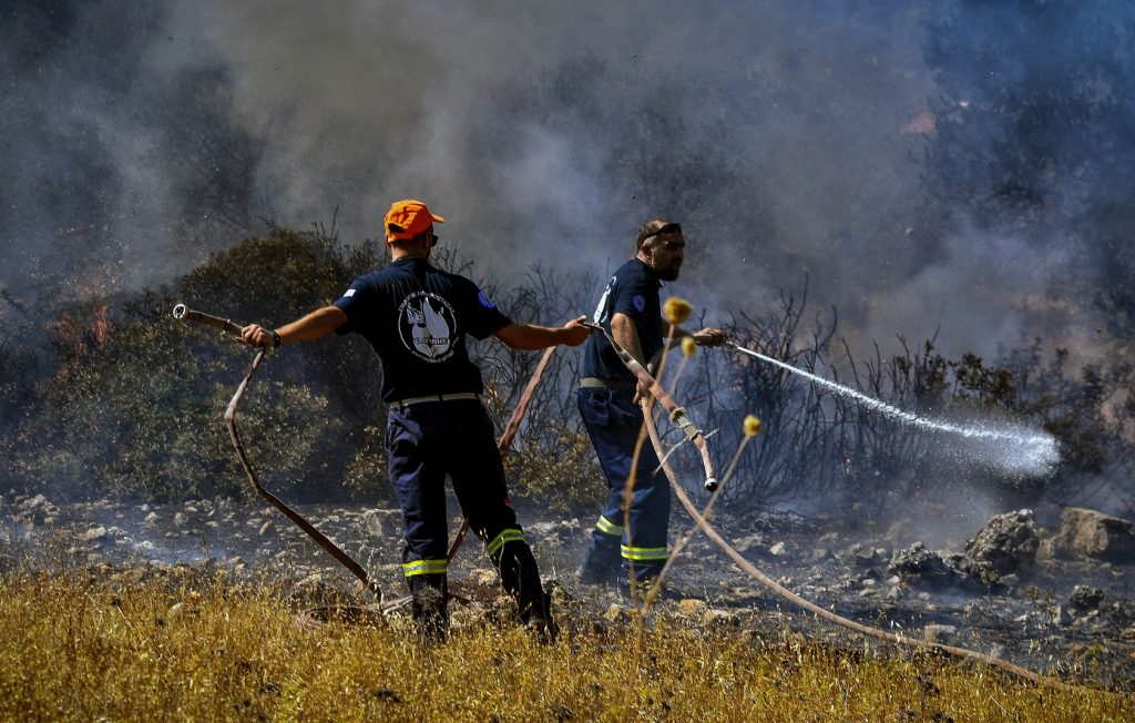 Χειροπέδες σε 27χρονο για πυρκαγιά από πρόθεση στην Ηλεία