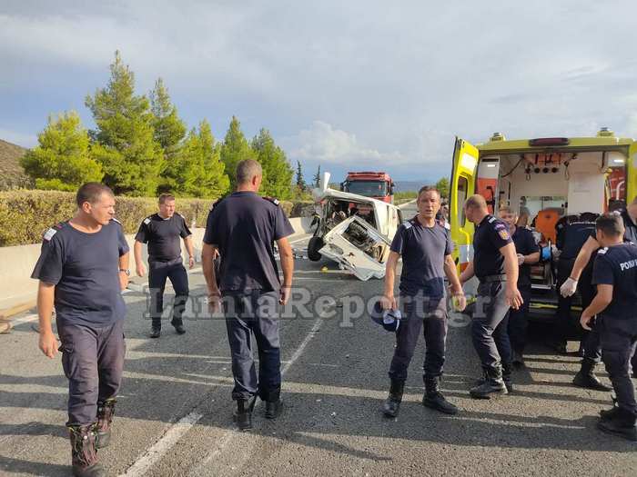 Έκλεισε η εθνική οδός Αθηνών – Λαμίας λόγω σοβαρού τροχαίου στο ύψος του Κάστρου