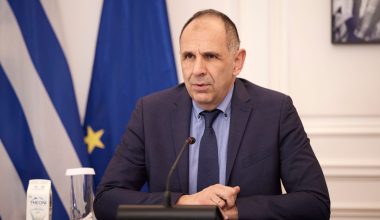 Με τον αντικαγκελάριο της Γερμανίας Ρόμπερτ Χάμπεκ θα συναντηθεί ο Γ.Γεραπετρίτης