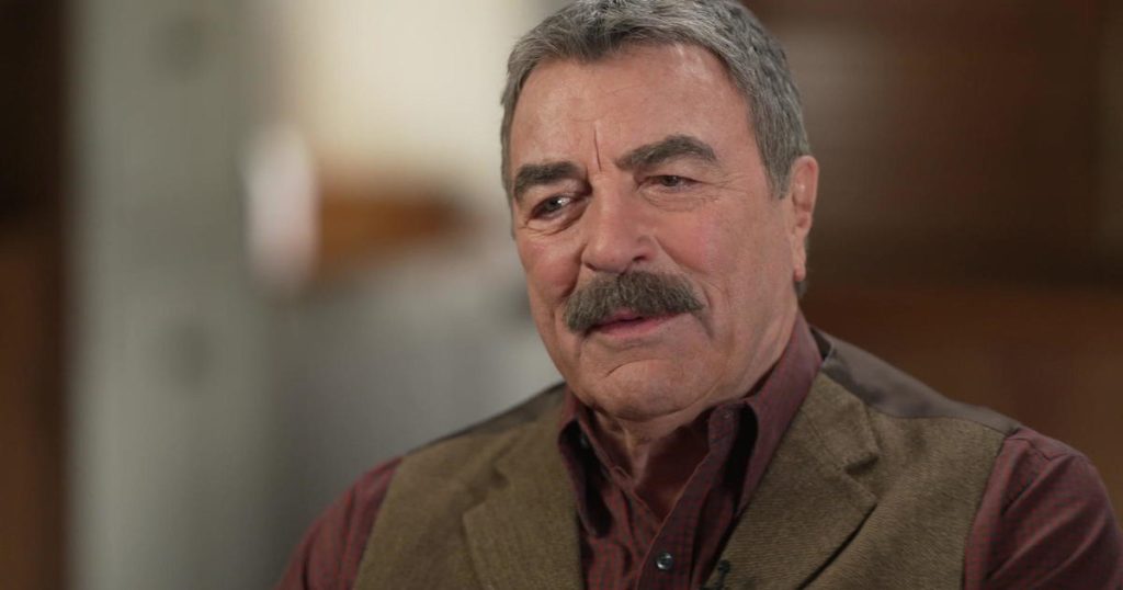 Tom Selleck: Ανησύχησαν οι φανς με την εμφάνιση του ηθοποιού – Γερασμένος με παραπάνω κιλά (φωτο)