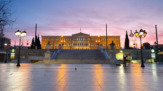 Καταγγελία από πολίτη: «Στο Σύνταγμα μας χρέωσαν ένα σακουλάκι γαριδάκια 6,5 ευρώ»