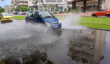 Νέα μελέτη: Πόλεις δέχονται περισσότερη βροχή από τα αγροτικά προάστια