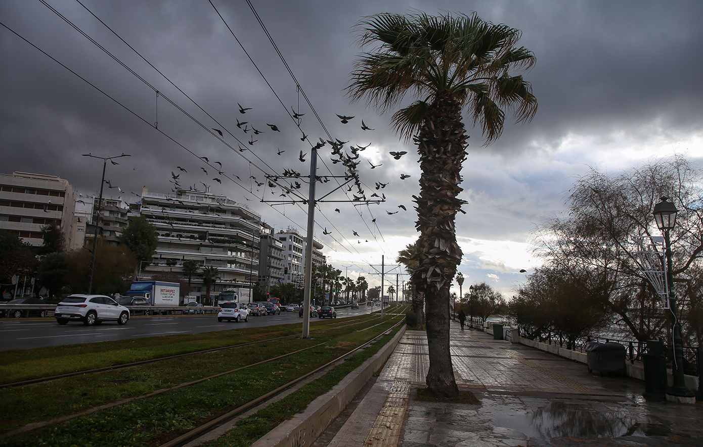 Ο καιρός σήμερα: Σε ποιες περιοχές θα σημειωθούν ισχυρές βροχές και καταιγίδες – Η πρόγνωση της ΕΜΥ