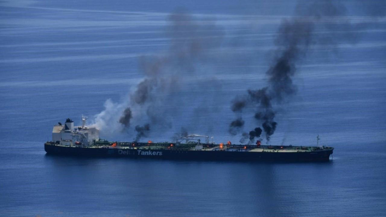 Ερυθρά Θάλασσα: Το «Aigaion Pelagos» ξεκίνησε τη ρυμούλκηση του ελληνόκτητου δεξαμενόπλοιου «Sounion»